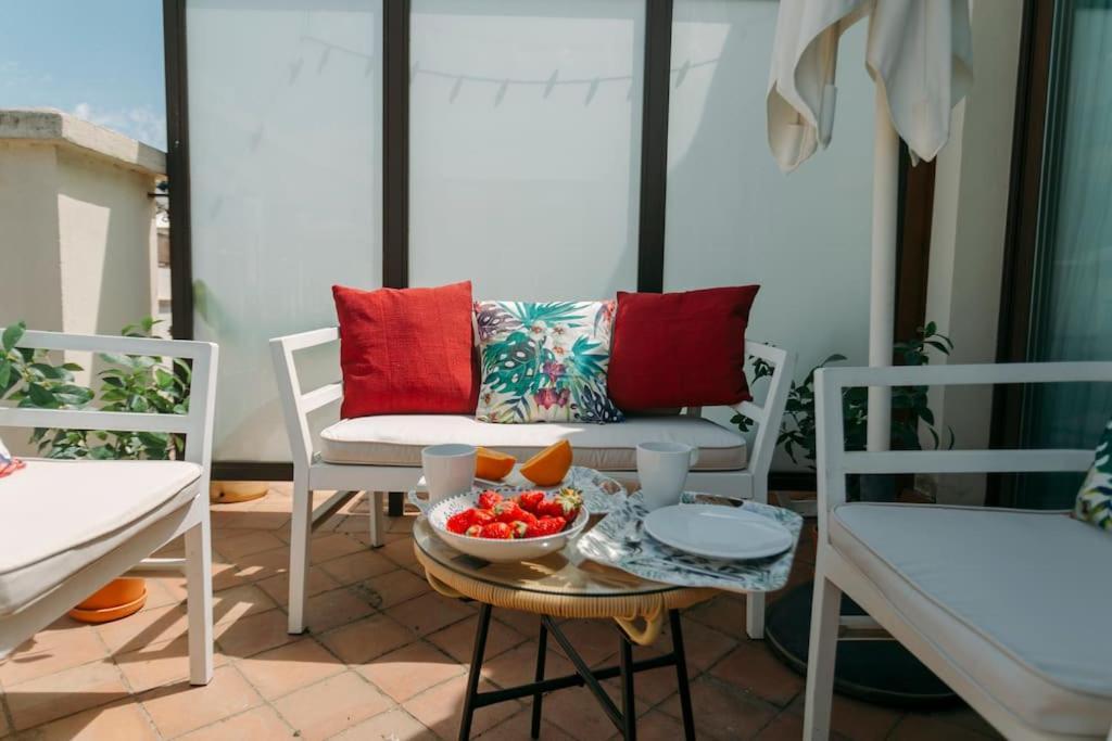 O&L Lumbreras: Bright Duplex With Private Terrace Apartman Sevilla Kültér fotó